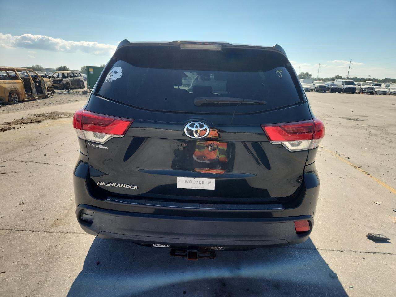 2017 TOYOTA HIGHLANDER