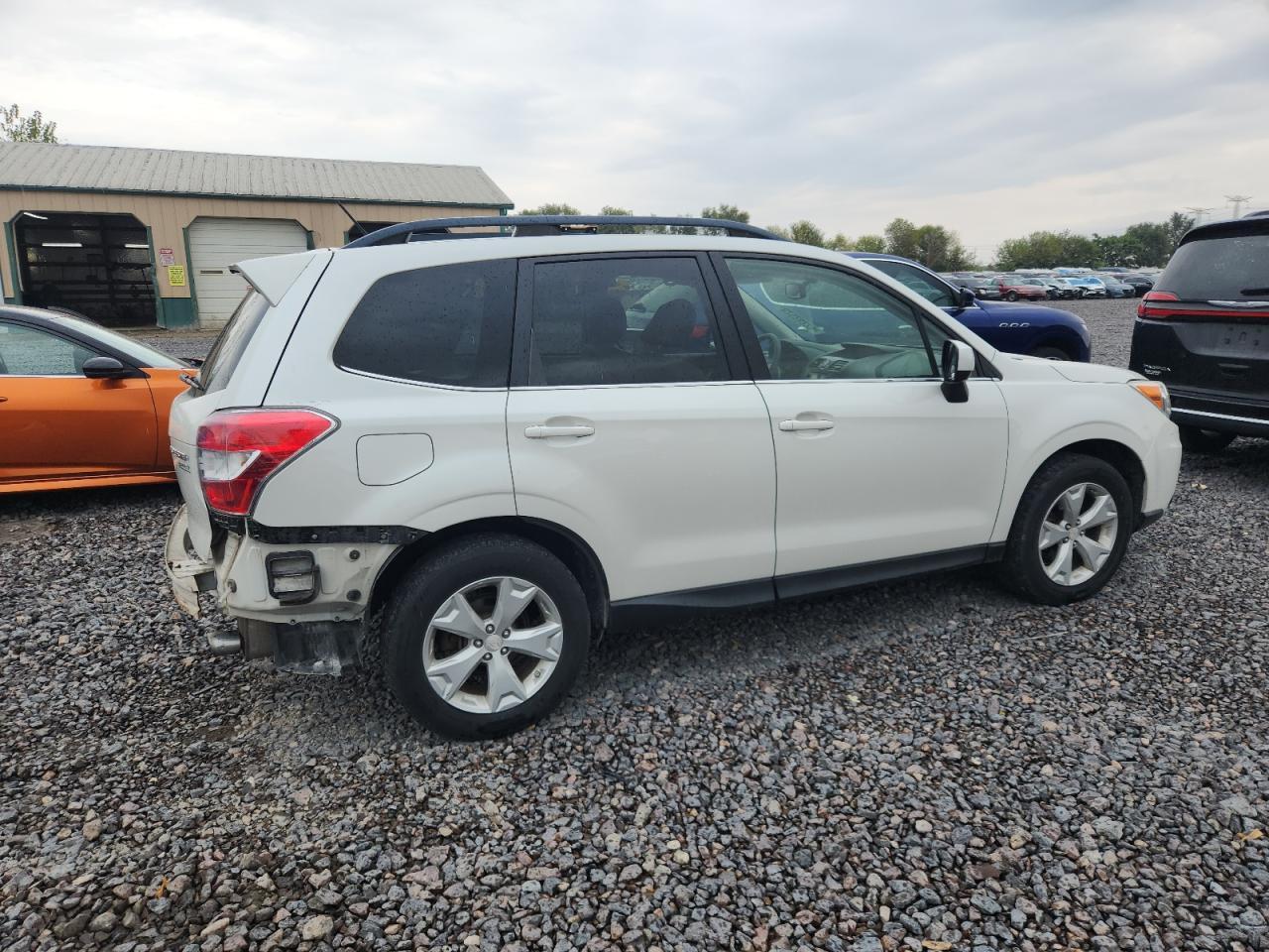 2015 SUBARU FORESTER