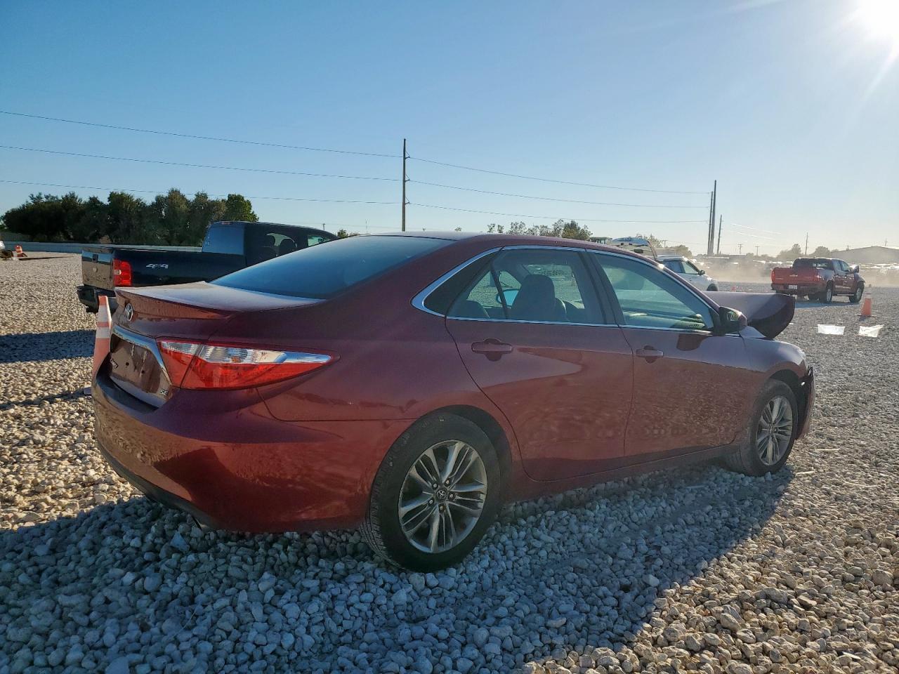 2017 TOYOTA CAMRY