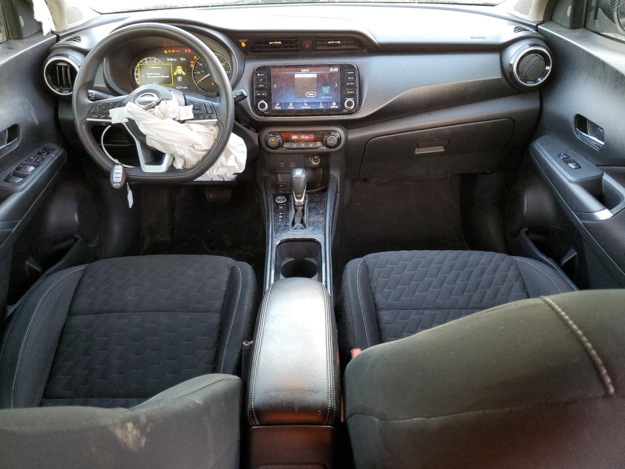 2022 NISSAN KICKS