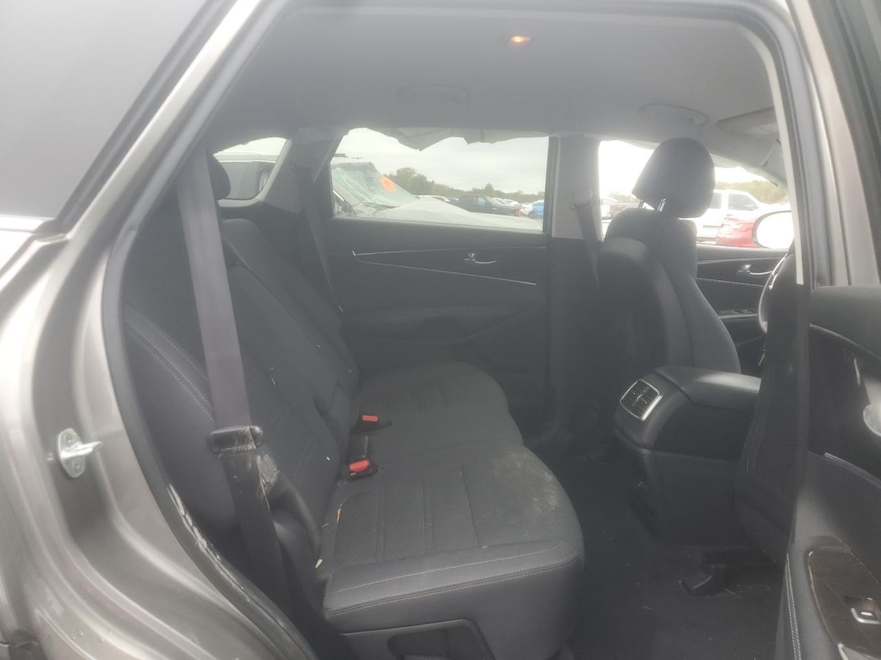 2017 KIA SORENTO