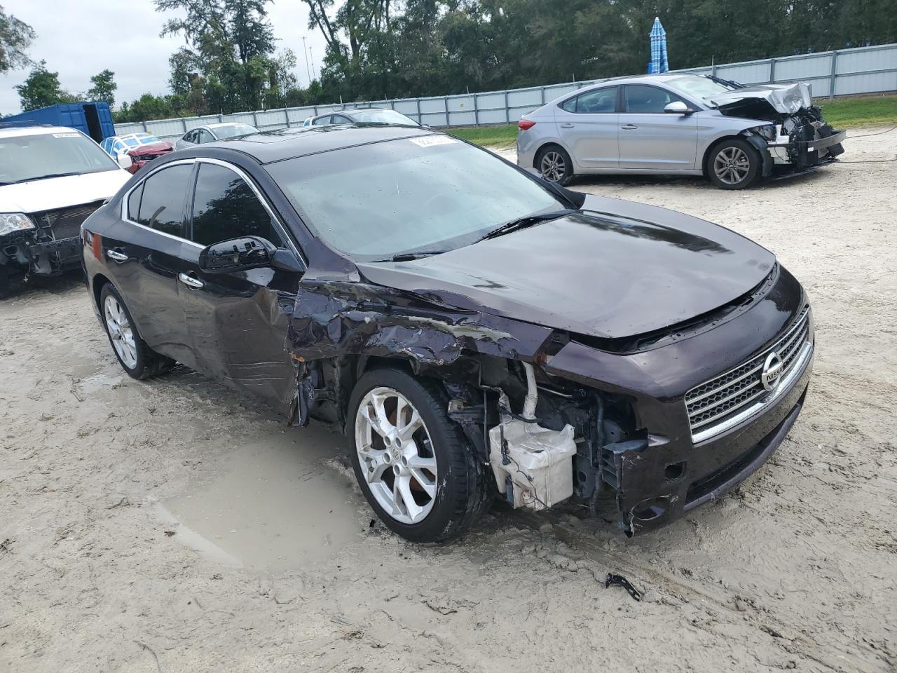 2013 NISSAN Maxima