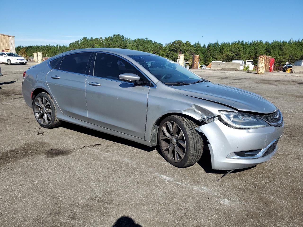 2015 CHRYSLER 200
