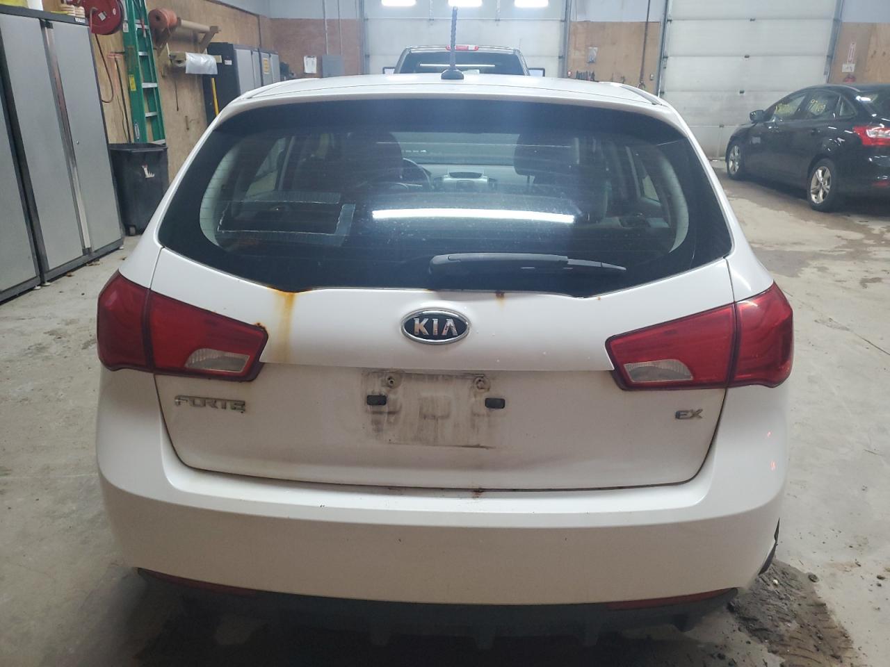 2013 KIA FORTE