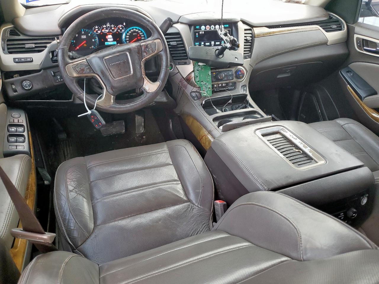2017 GMC Yukon