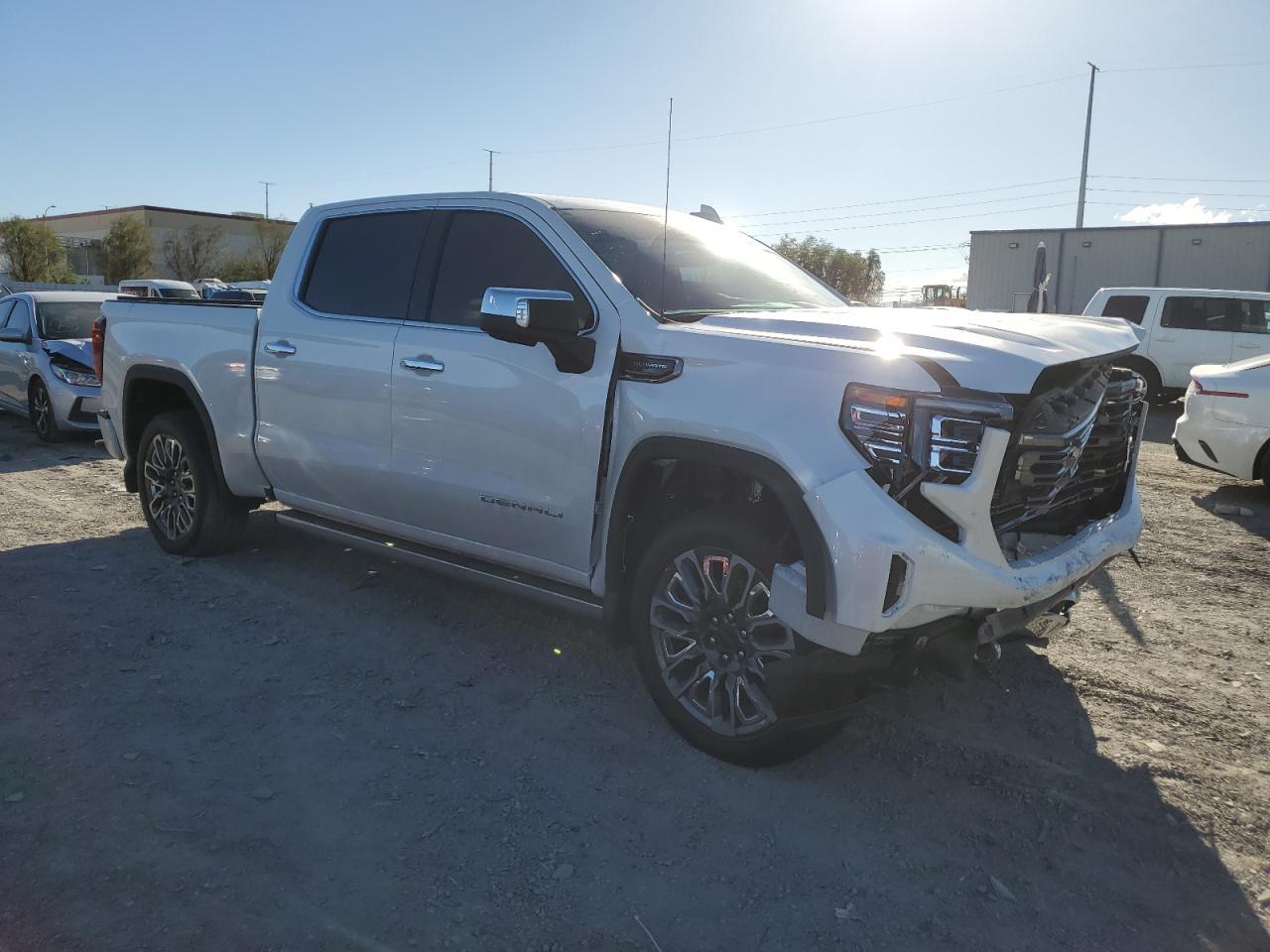 2024 GMC Sierra