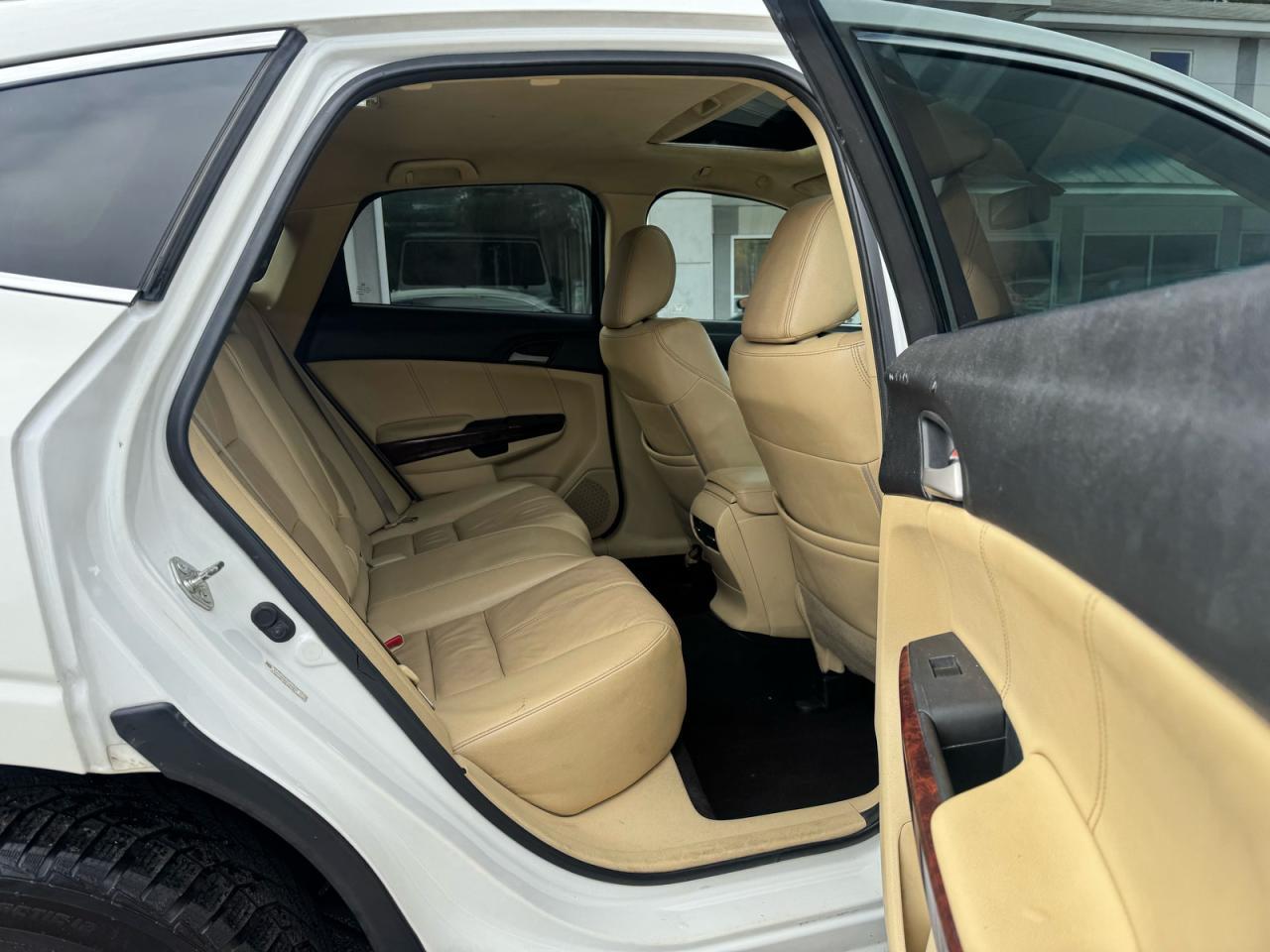 2012 HONDA Crosstour