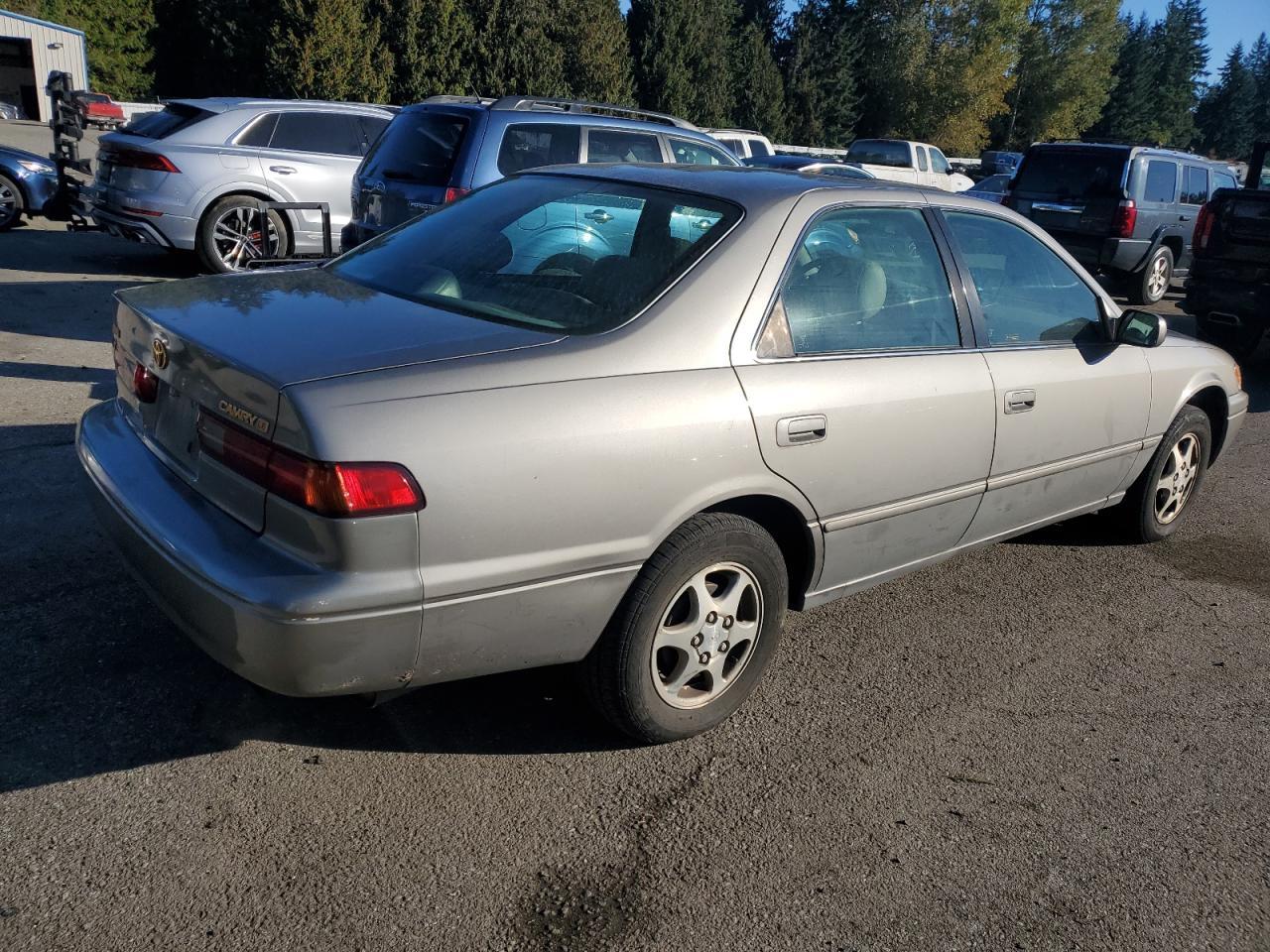 1997 TOYOTA CAMRY