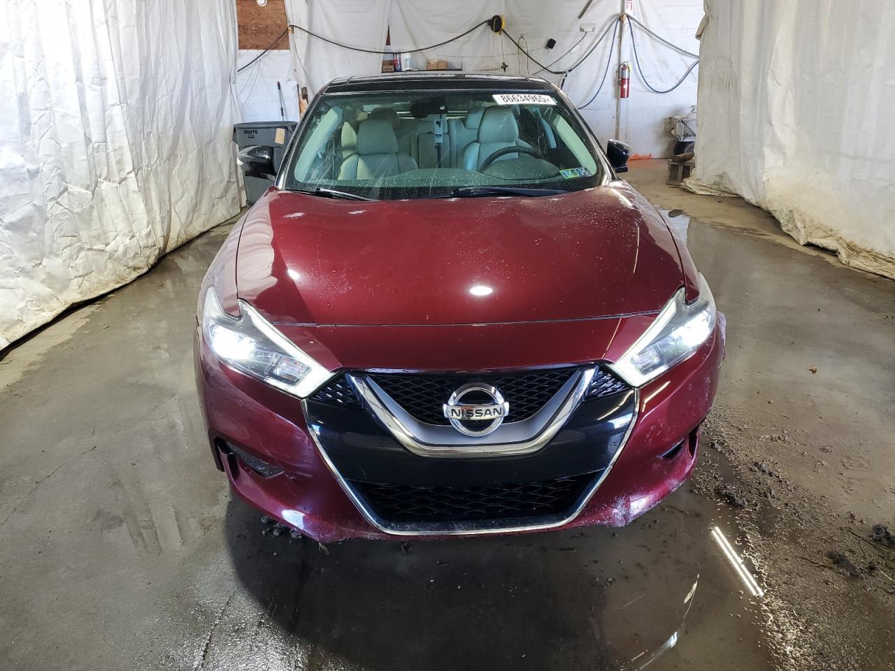 2016 NISSAN Maxima