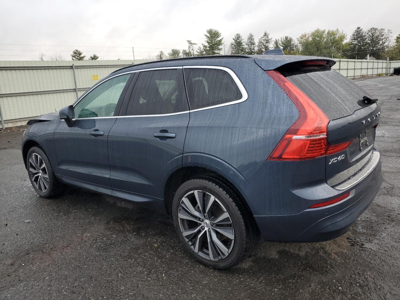 2022 VOLVO XC60