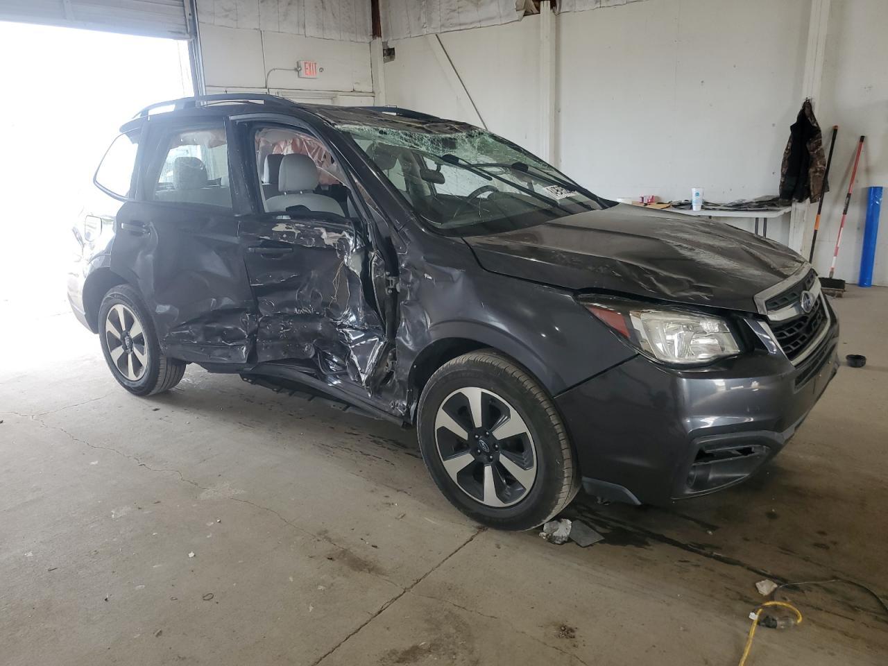 2018 SUBARU FORESTER