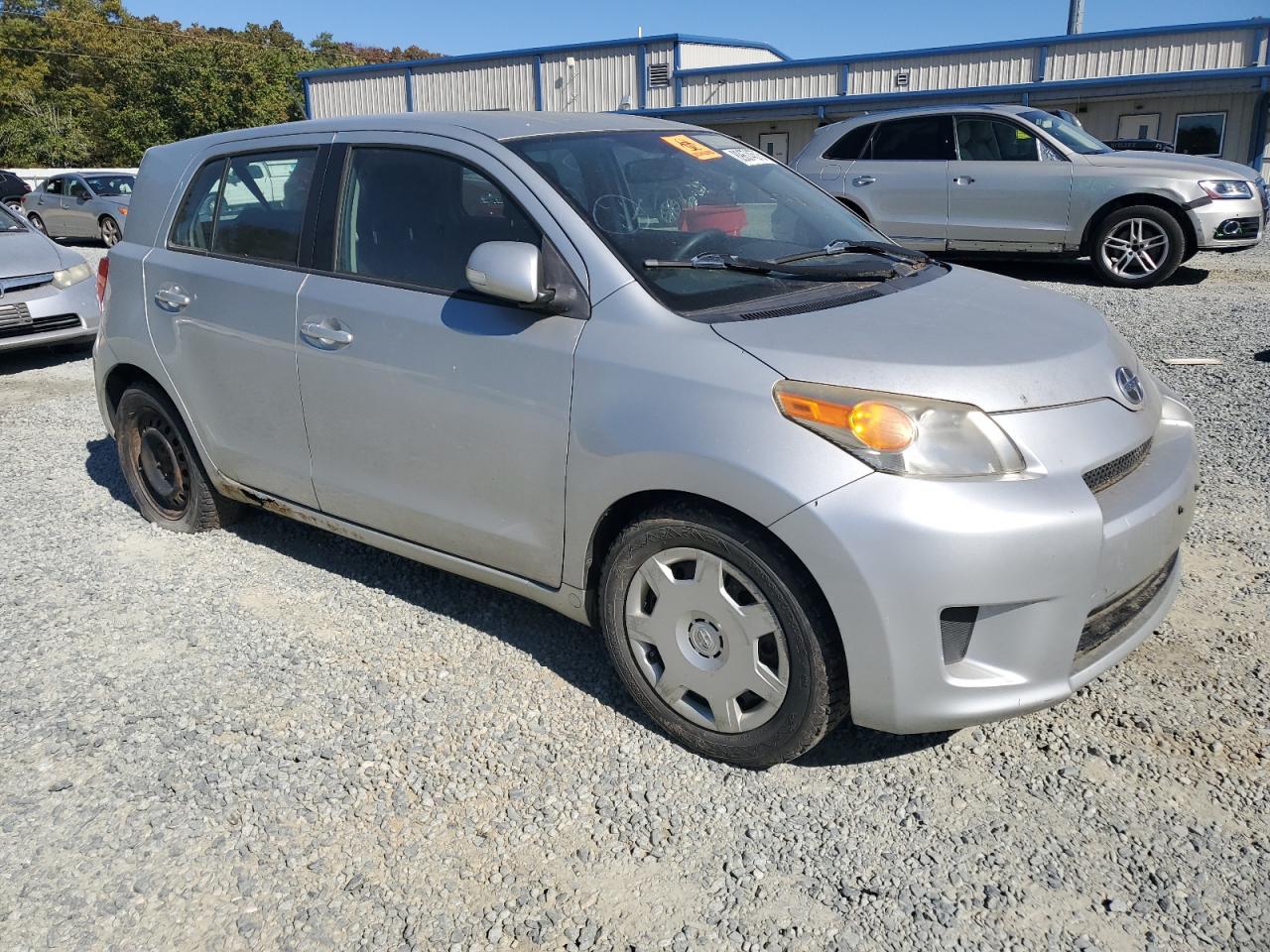 2010 TOYOTA SCION