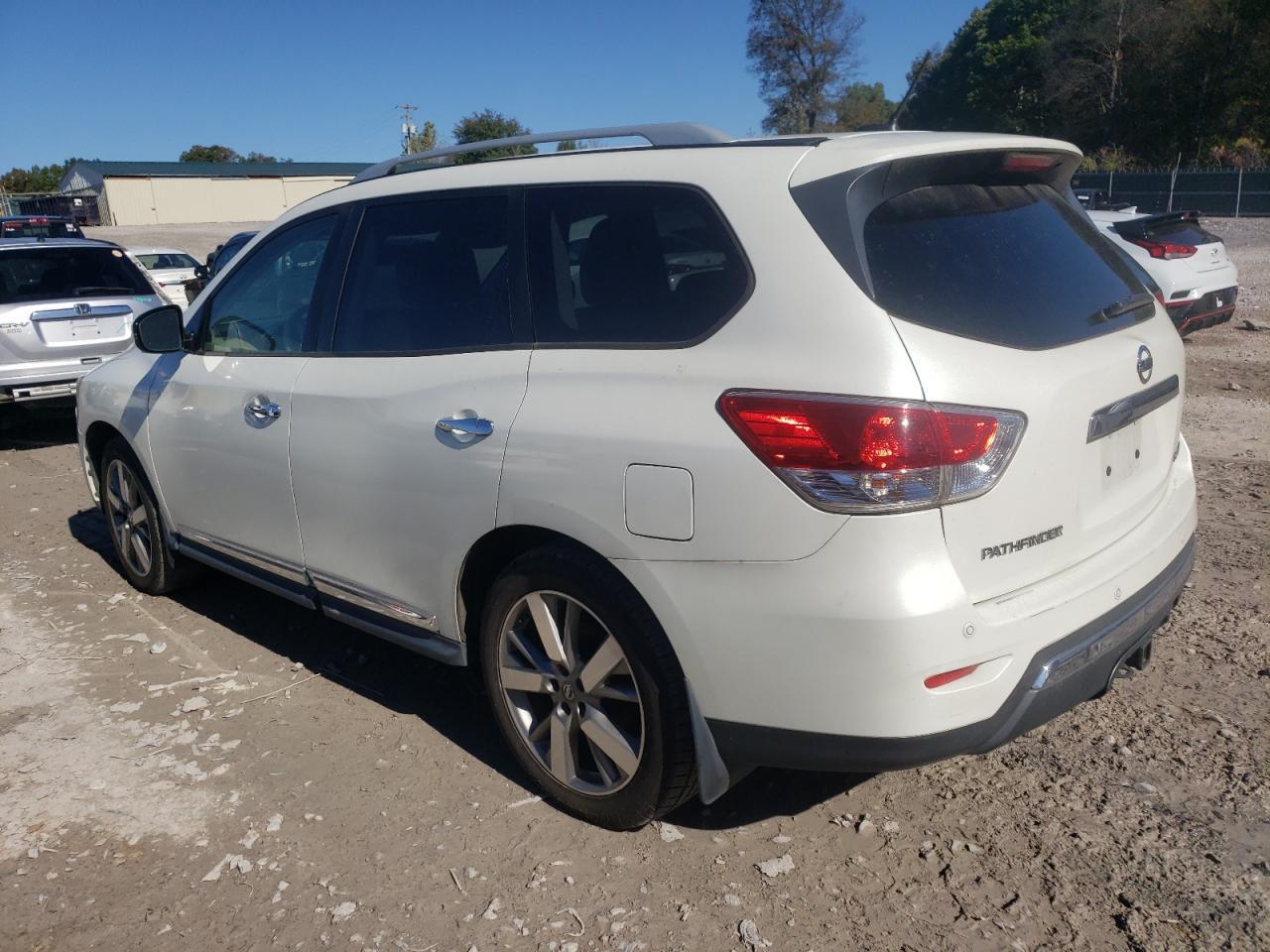 2015 NISSAN PATHFINDER