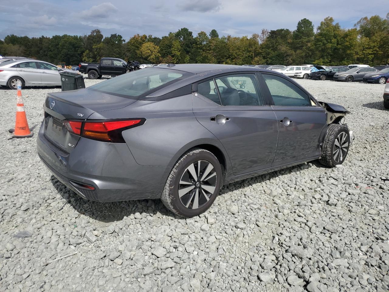 2022 NISSAN ALTIMA