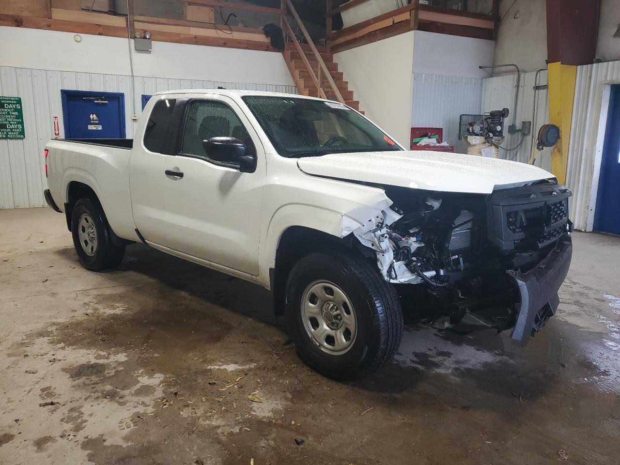 2025 NISSAN Frontier