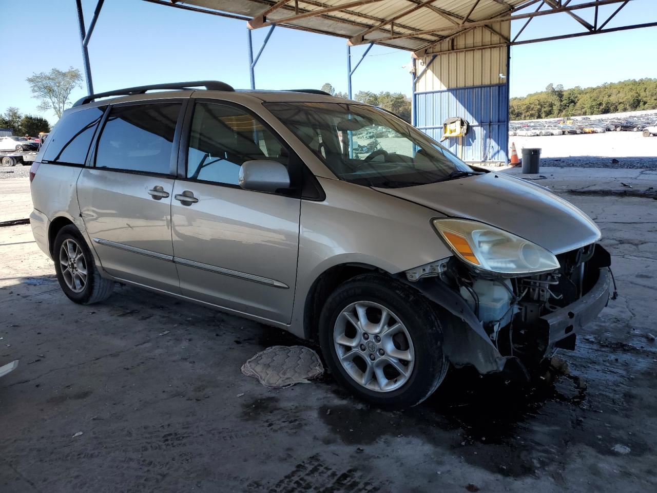 2005 TOYOTA SIENNA