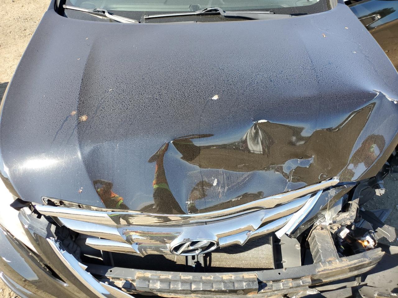 2011 HYUNDAI SONATA