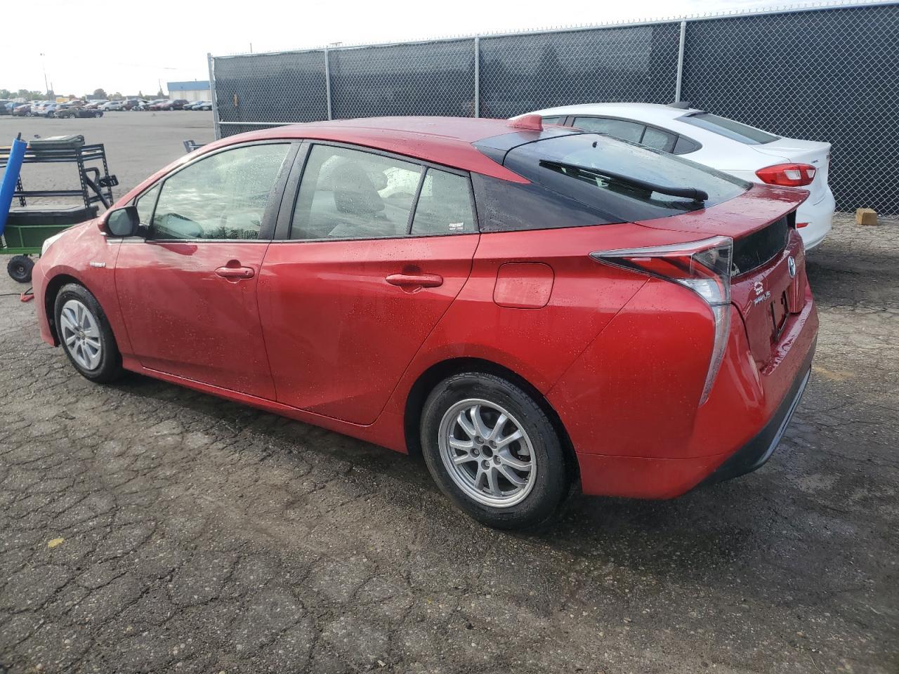 2016 TOYOTA PRIUS