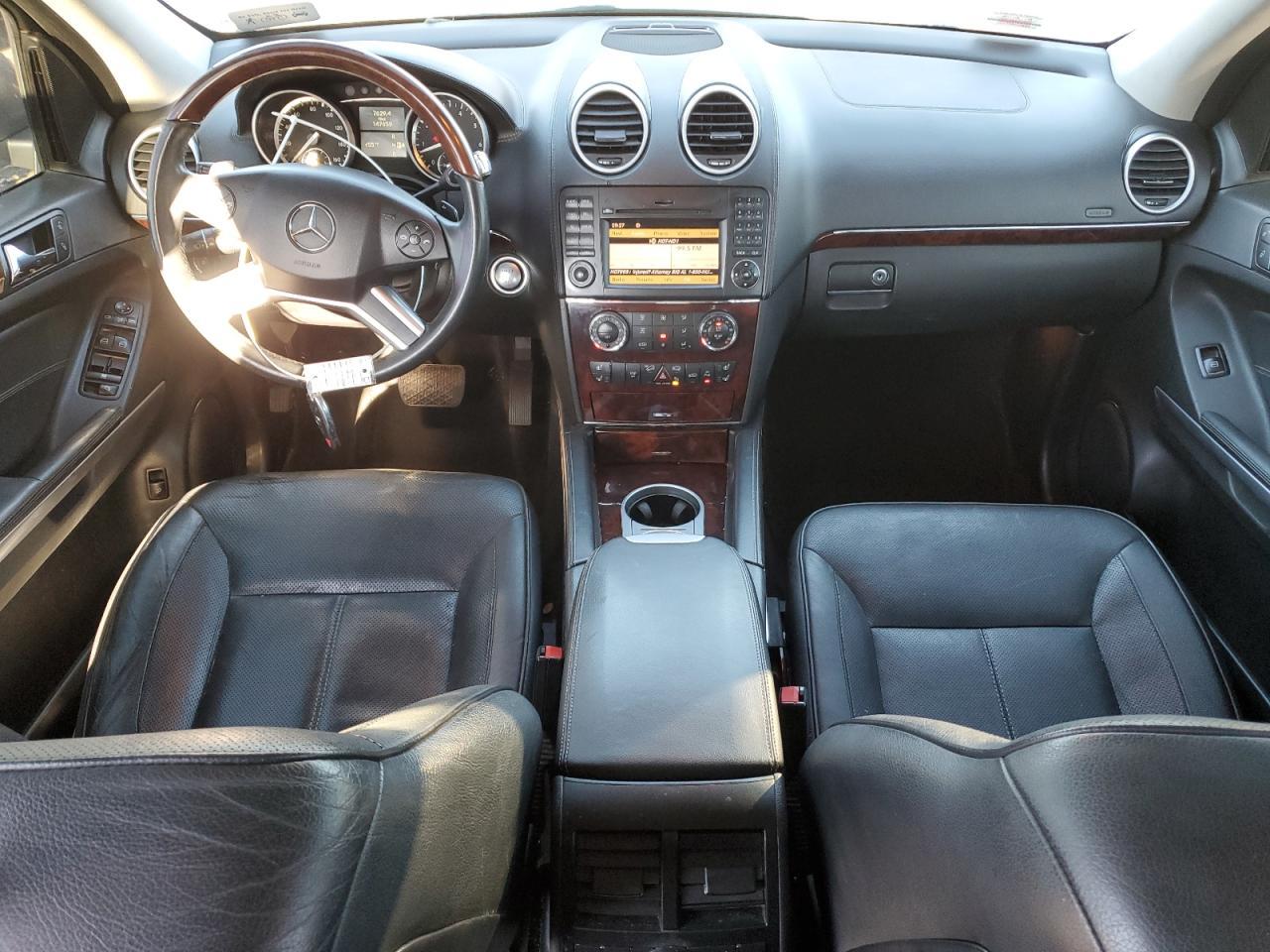 2011 MERCEDES-BENZ