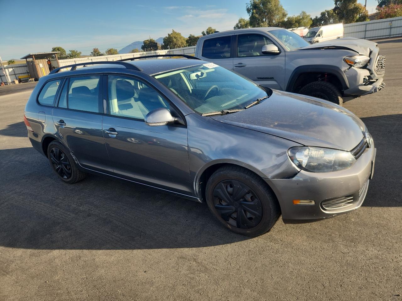 2011 VOLKSWAGEN JETTA