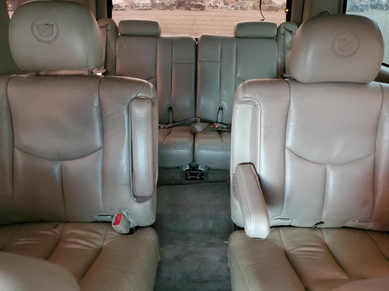 2003 CADILLAC ESCALADE