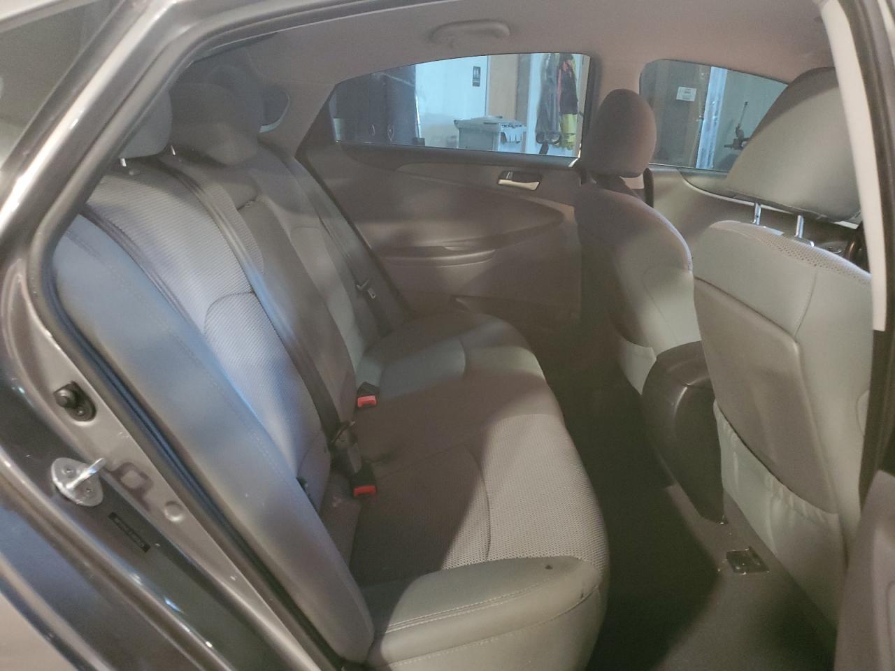 2014 HYUNDAI SONATA