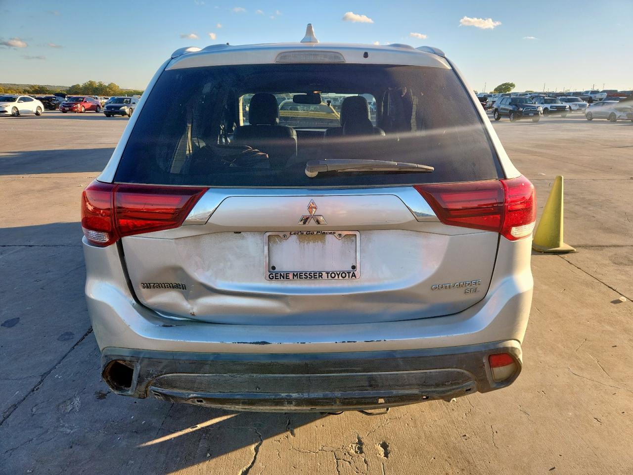 2018 MITSUBISHI outlander