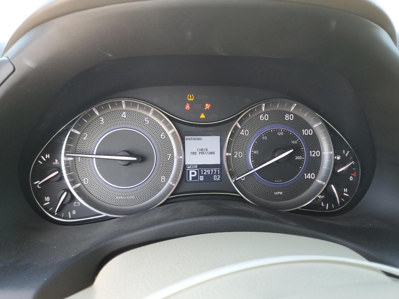 2012 INFINITI QX56