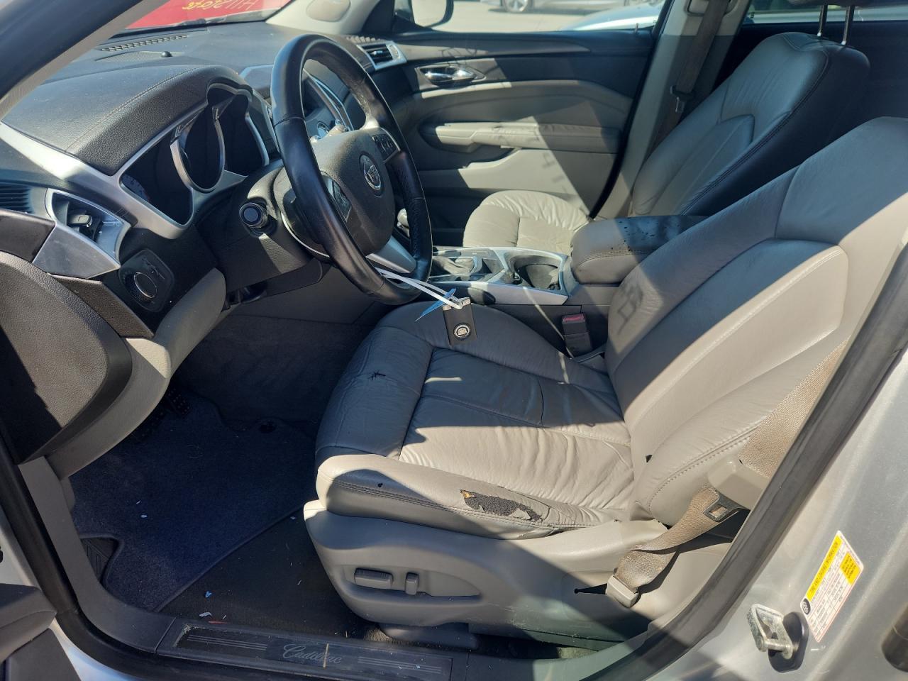 2011 CADILLAC SRX