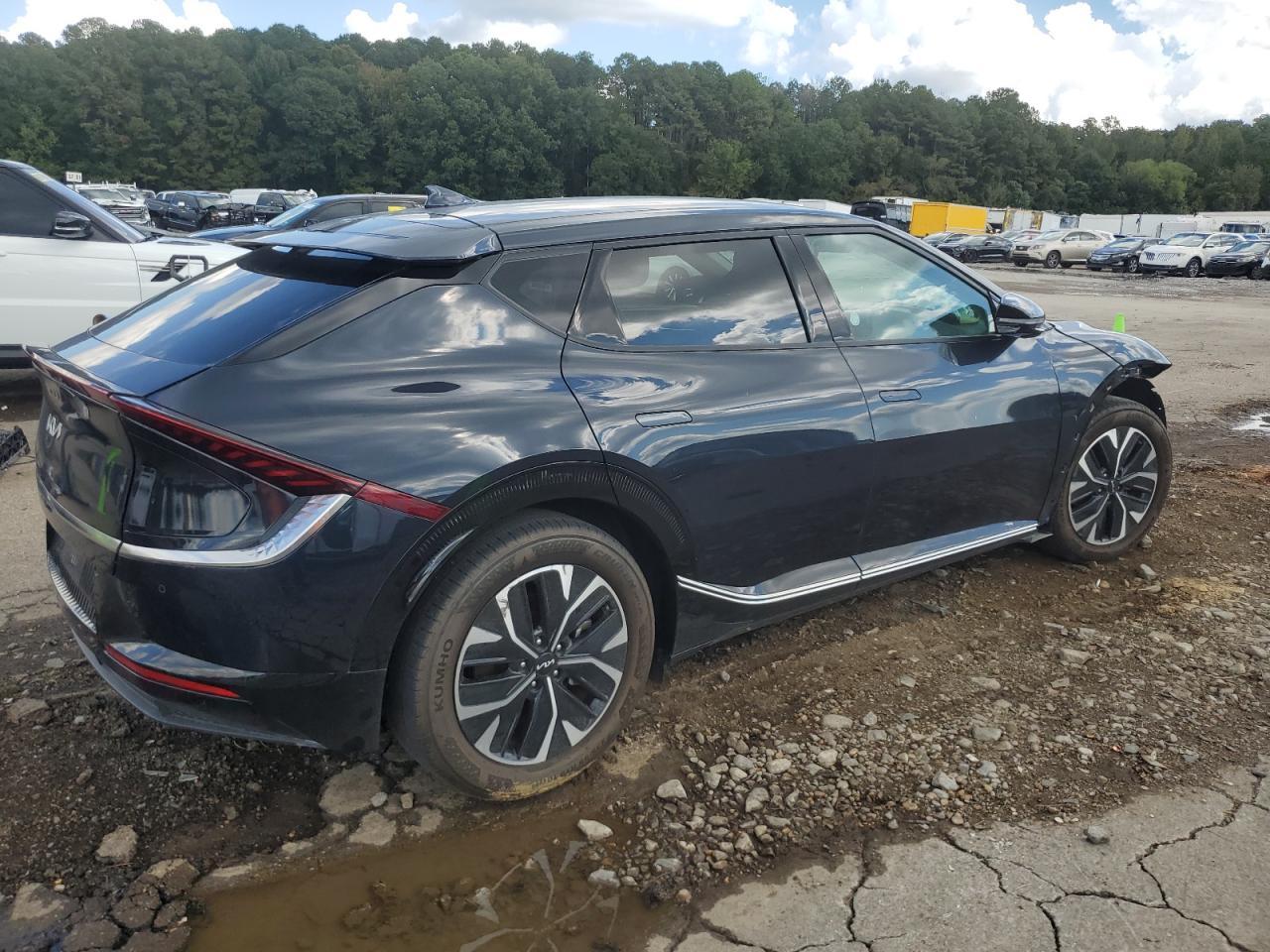 2024 KIA EV6