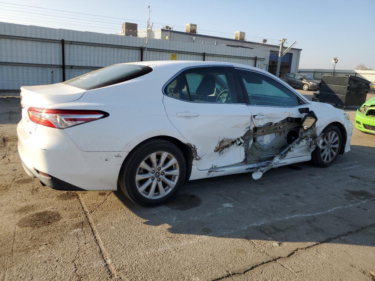 2018 TOYOTA CAMRY