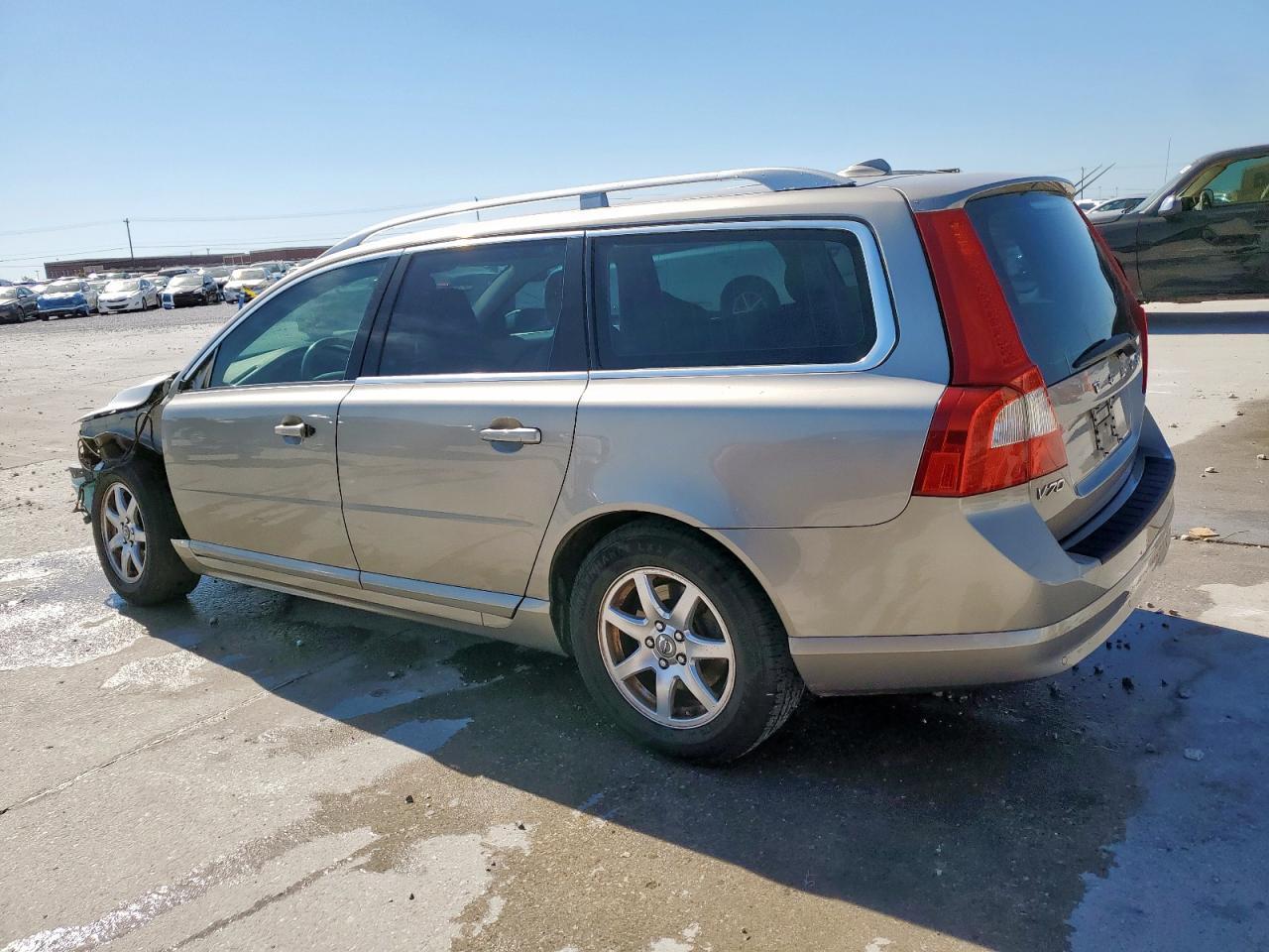 2008 VOLVO V70