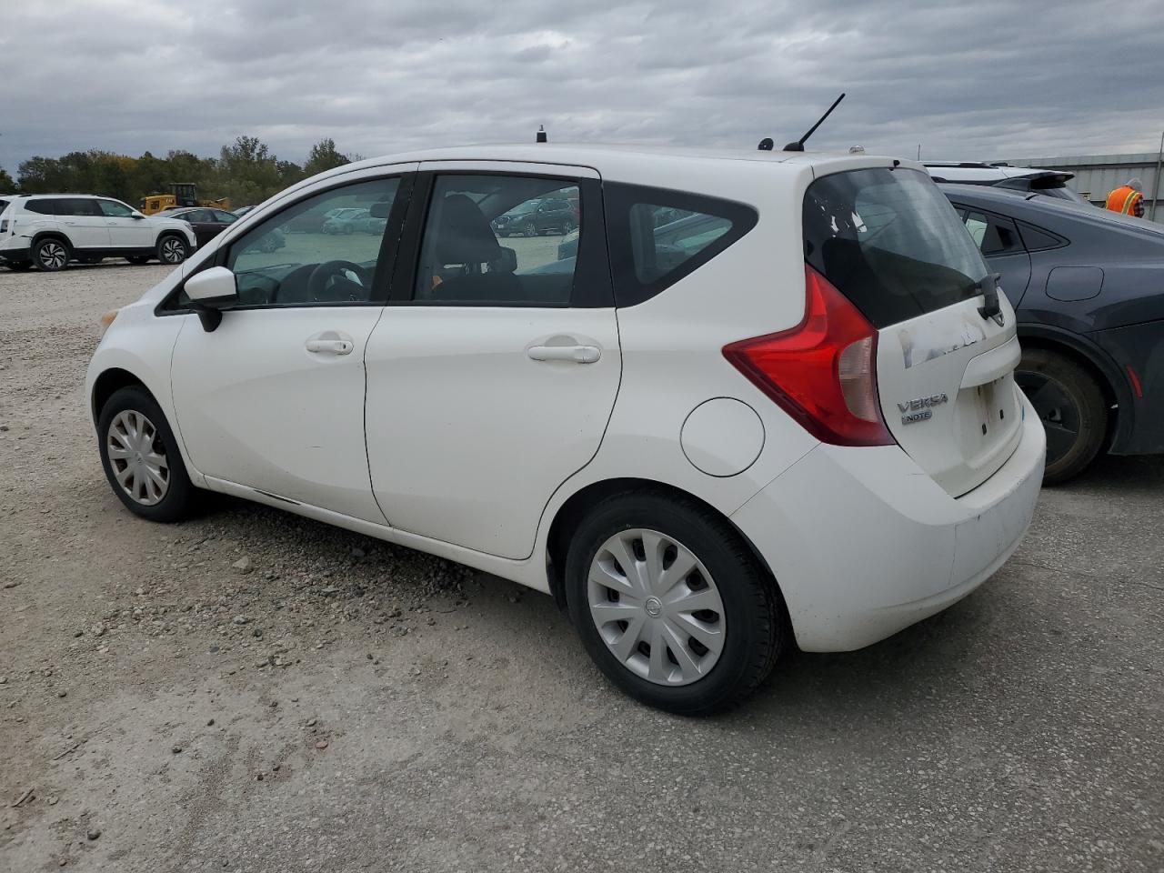 2016 NISSAN Versa Note