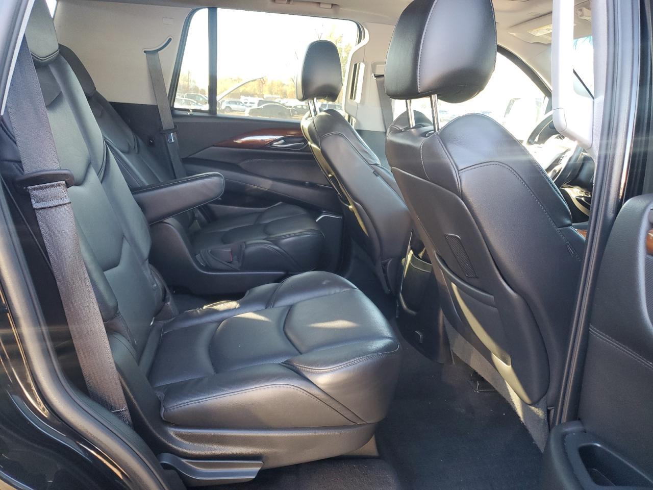 2018 CADILLAC ESCALADE