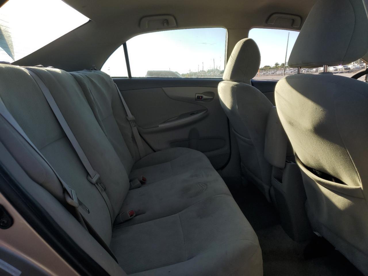 2010 TOYOTA COROLLA