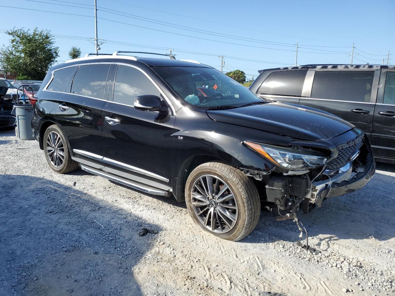 2017 INFINITI QX60