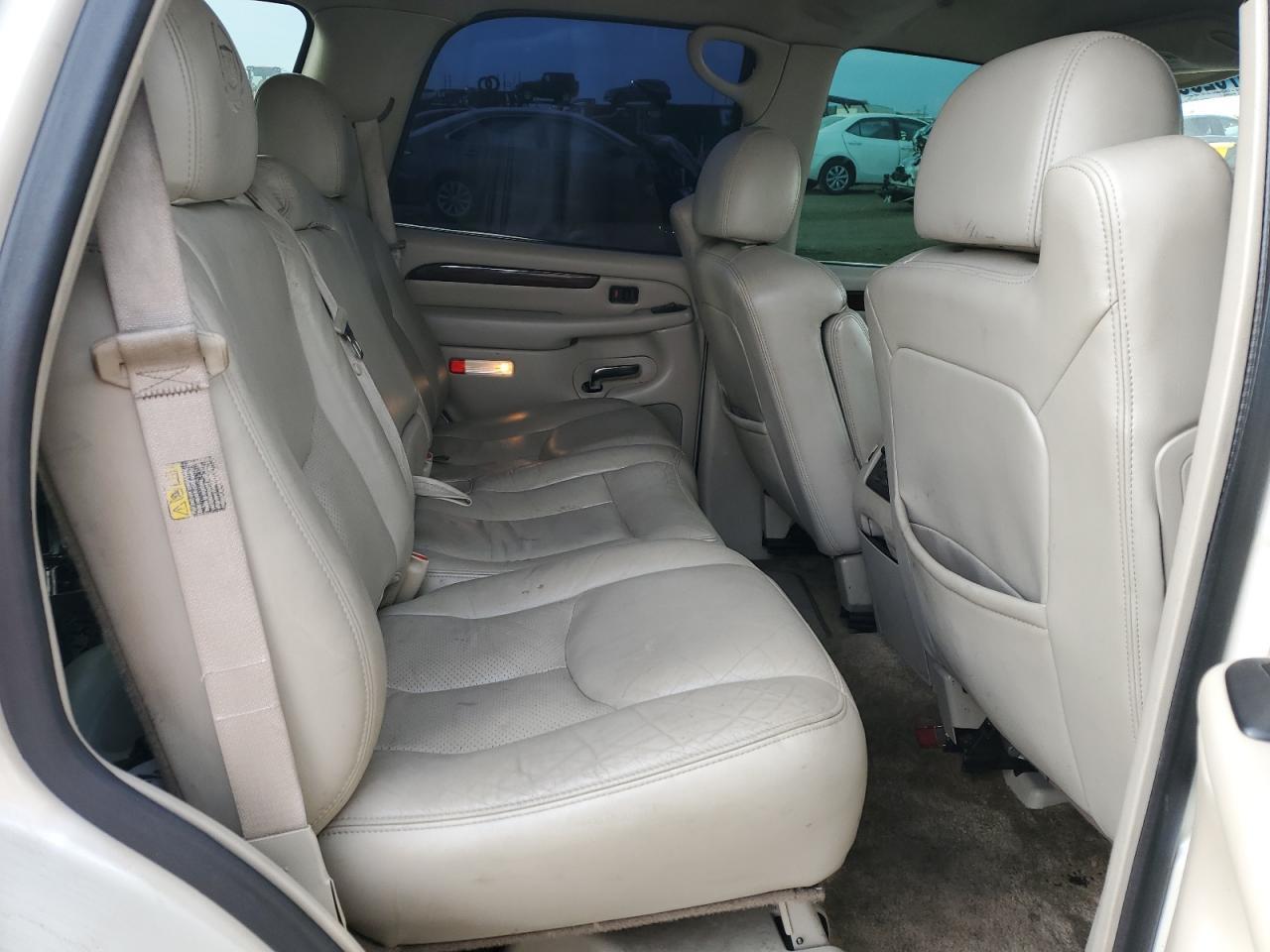 2003 CADILLAC ESCALADE
