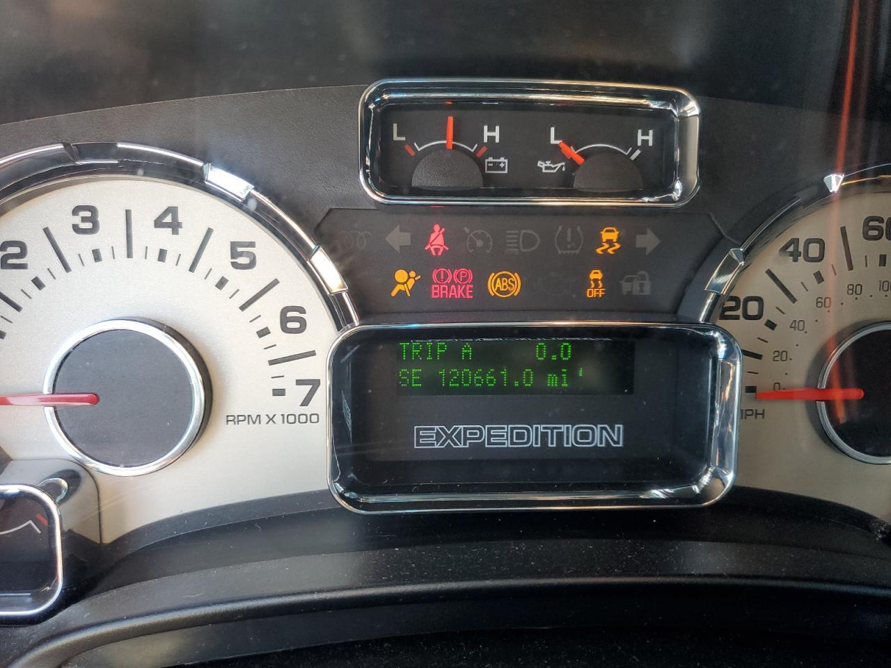 2014 FORD Expedition