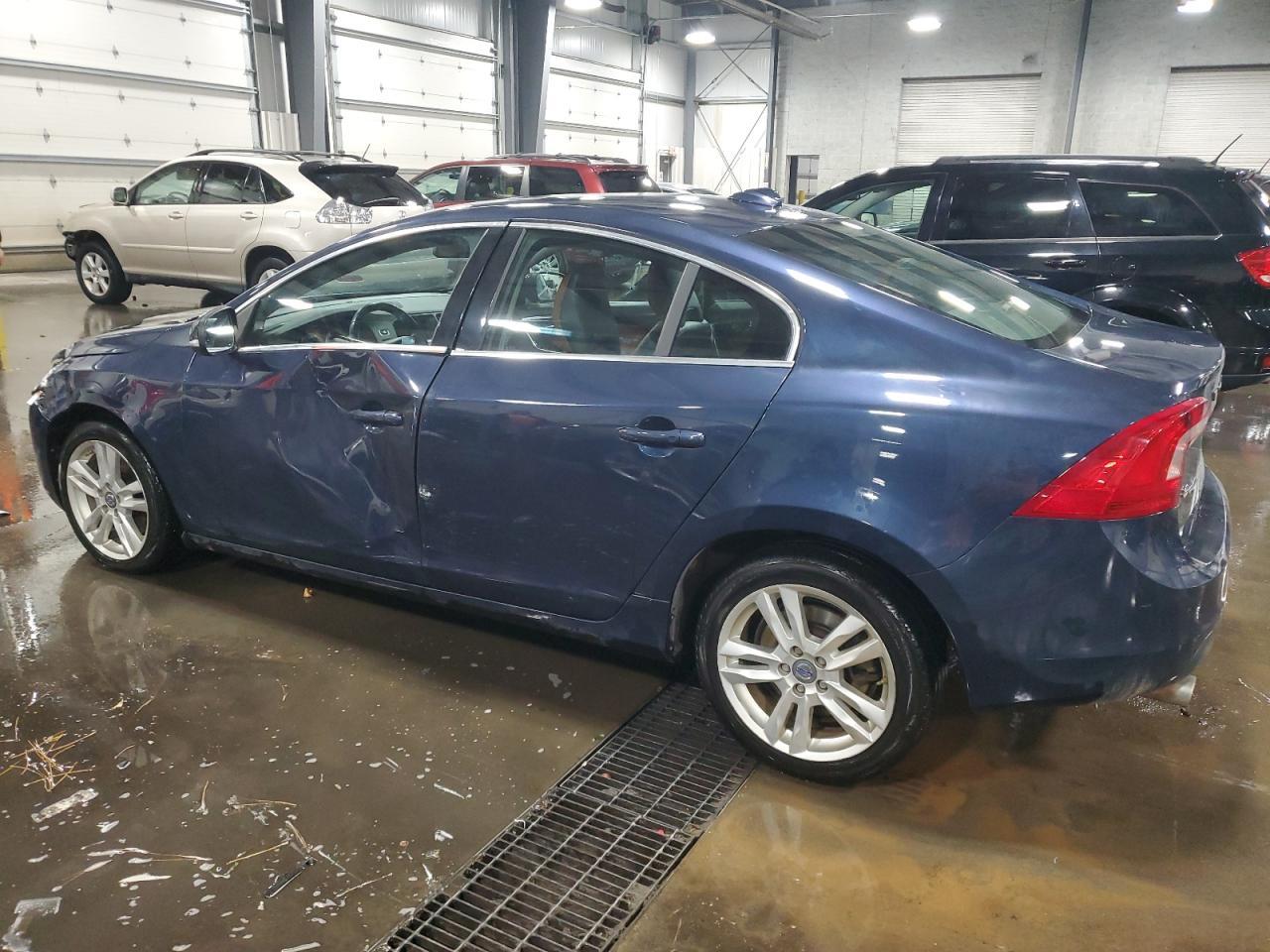 2013 VOLVO S60