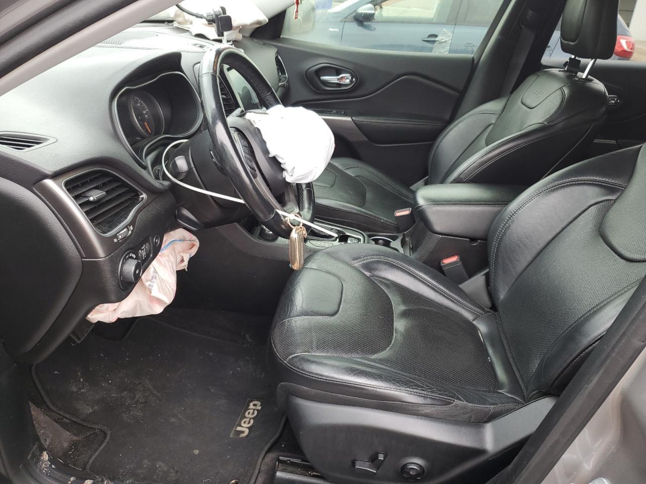 2019 JEEP CHEROKEE