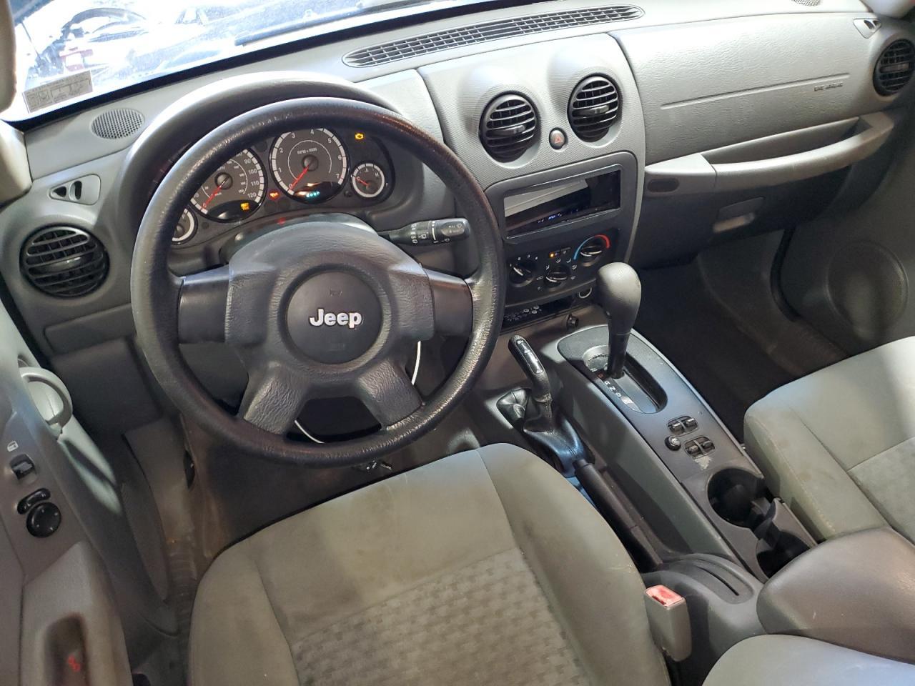 2005 JEEP Liberty