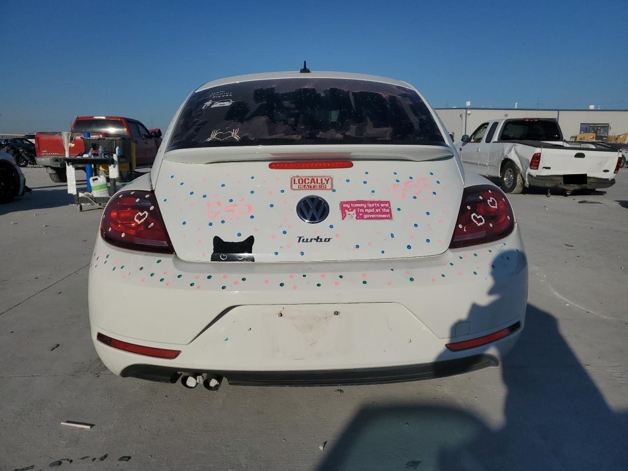 2019 VOLKSWAGEN Beetle