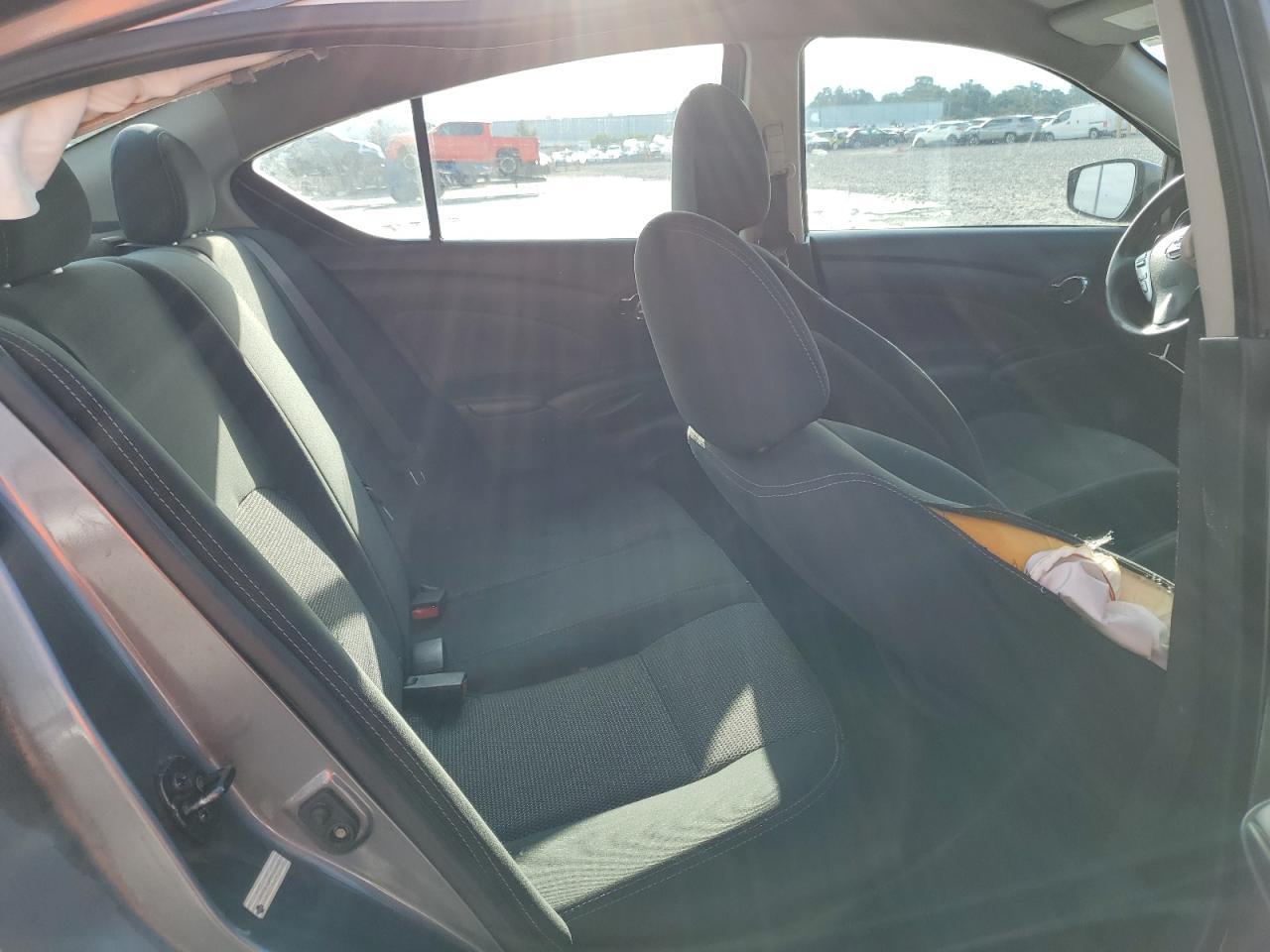 2019 NISSAN VERSA