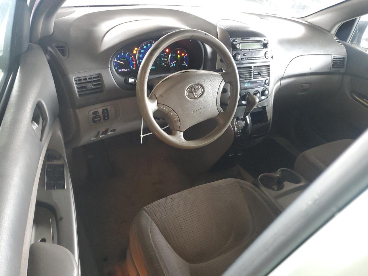 2006 TOYOTA SIENNA