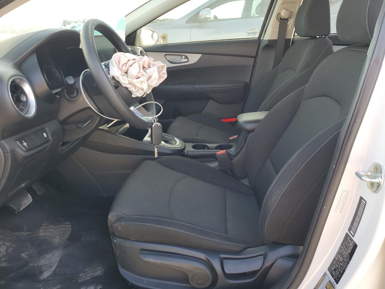 2023 KIA FORTE