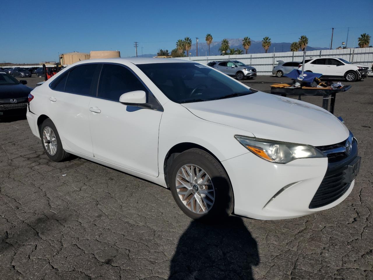 2016 TOYOTA CAMRY