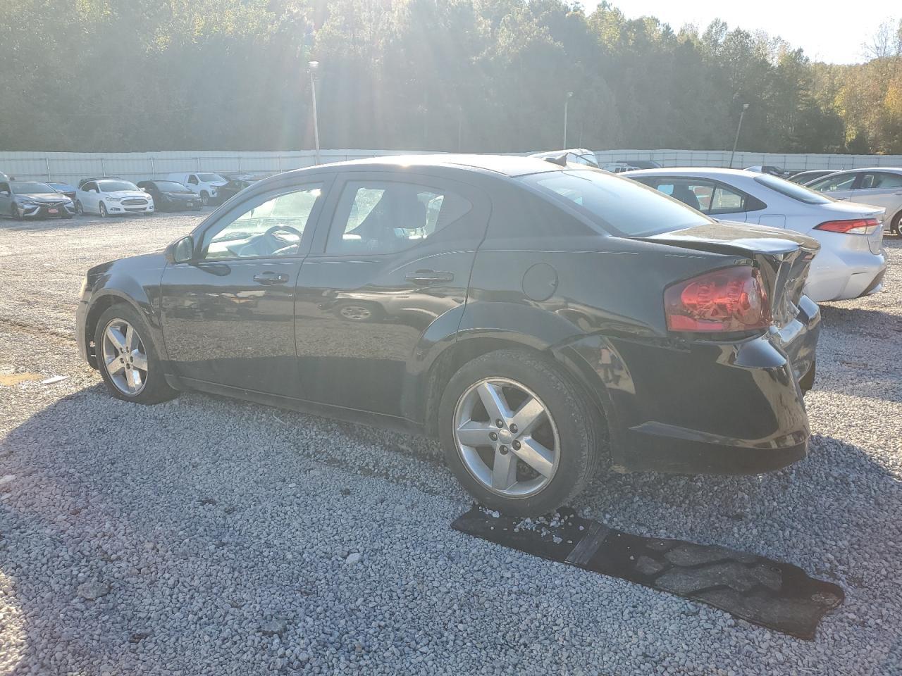 2011 DODGE Avenger
