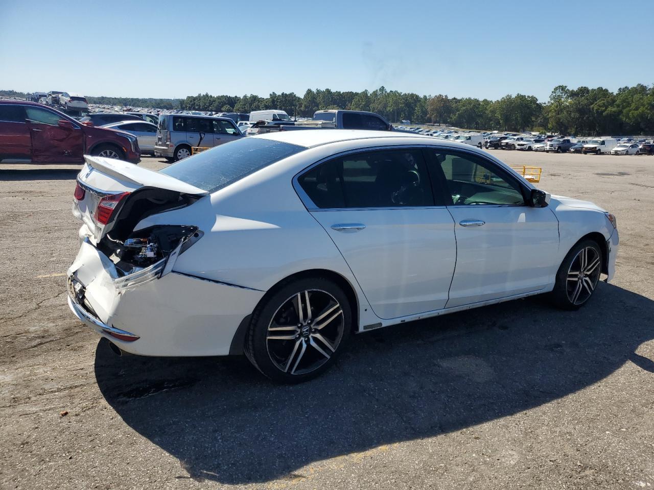 2017 HONDA ACCORD