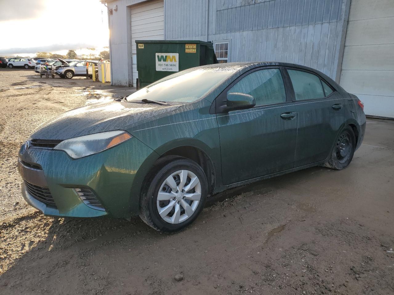 2015 TOYOTA COROLLA