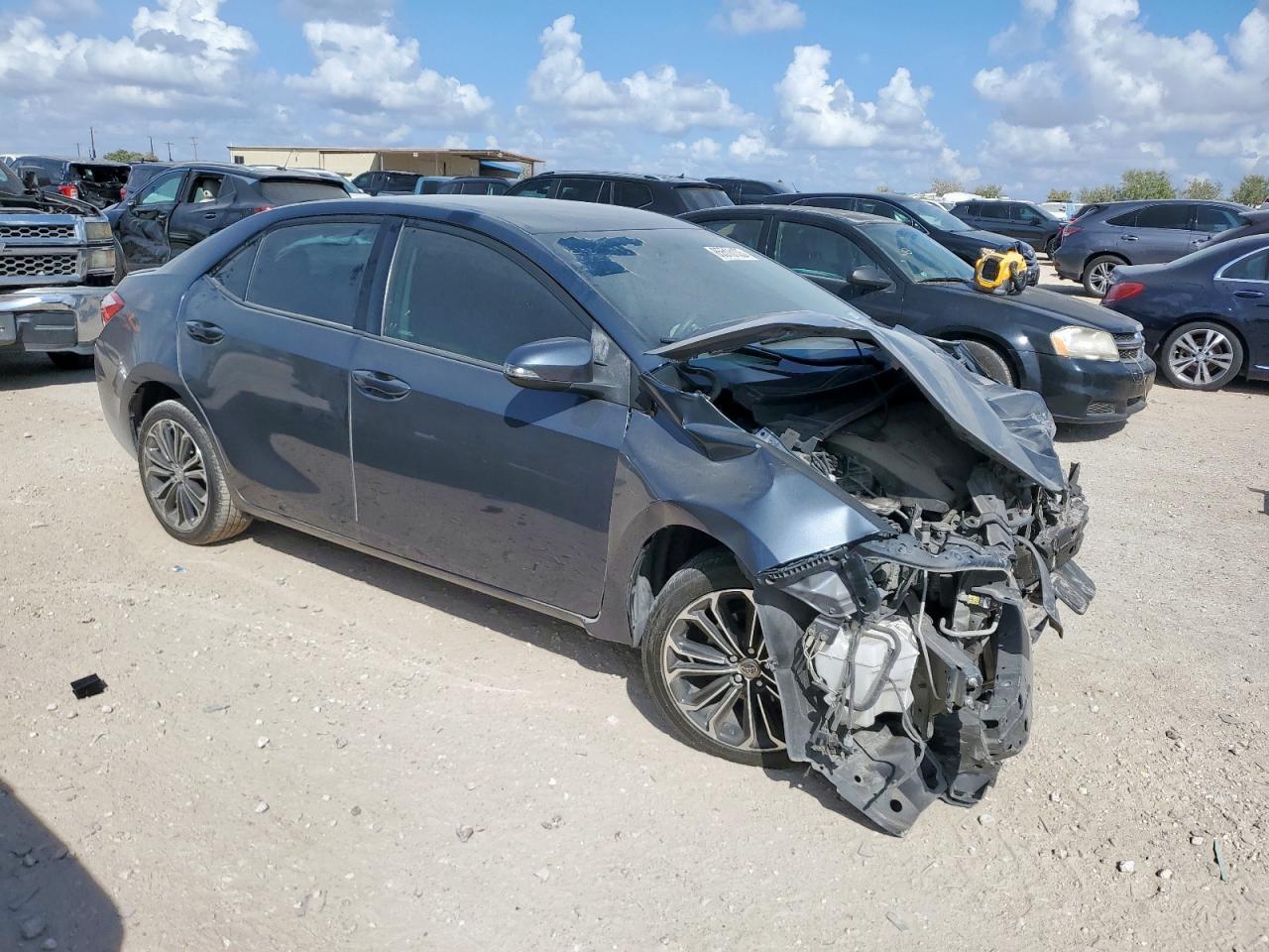 2015 TOYOTA COROLLA